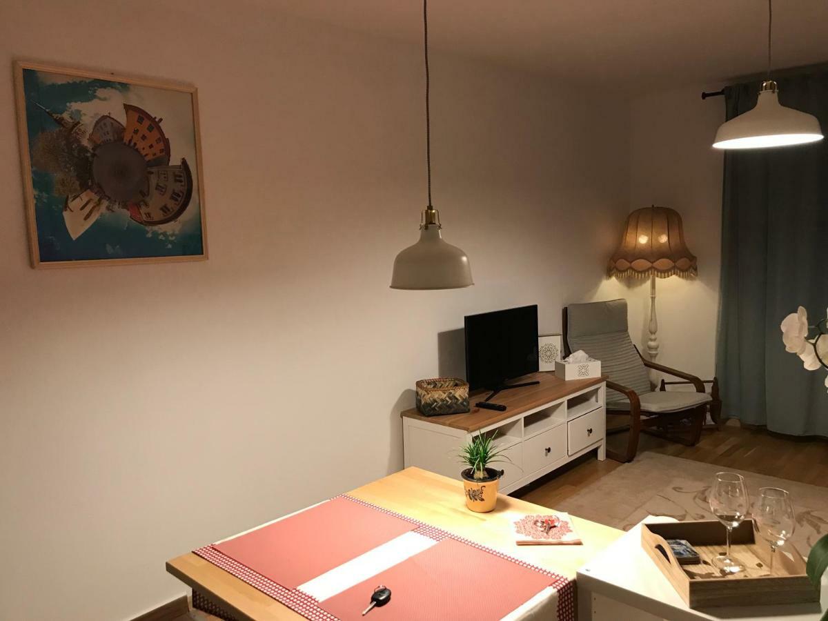 Comfy Apartment Σιγκισοάρα Εξωτερικό φωτογραφία